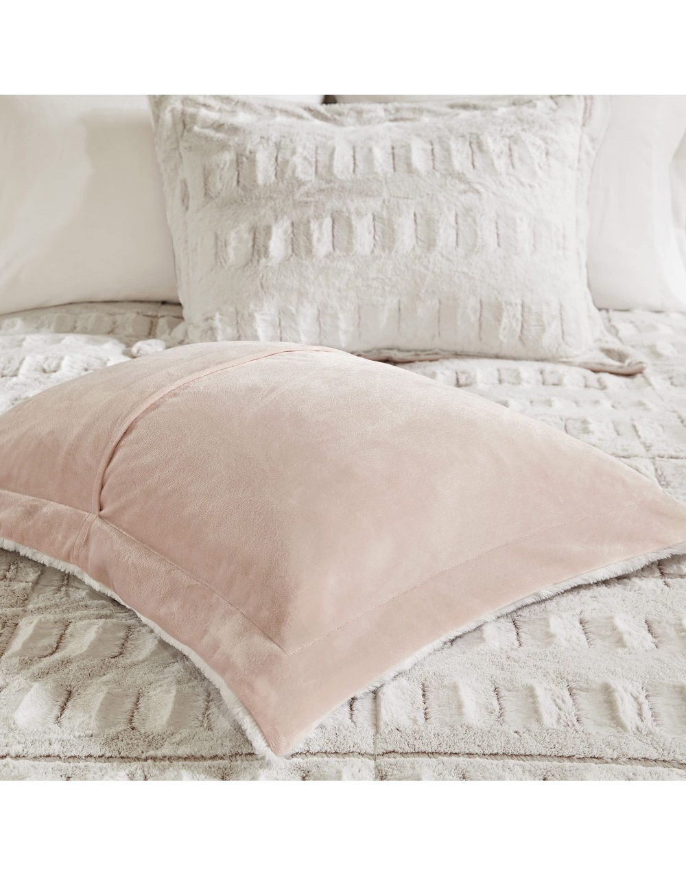 blush-white-faux-fur-bedding-comforter-set-4