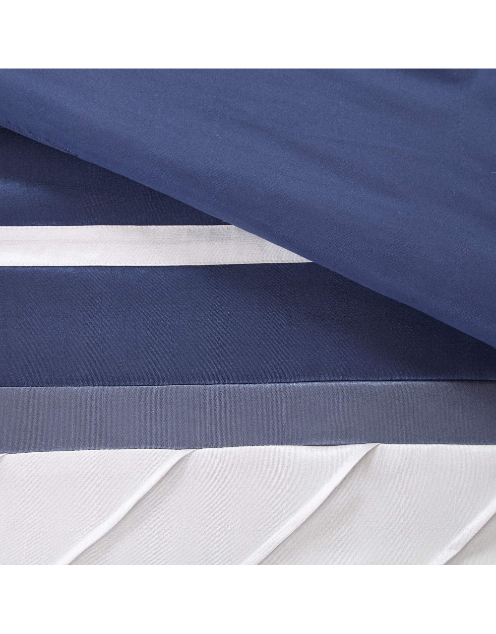 faux-silk-bedding-set-navy-blue-6