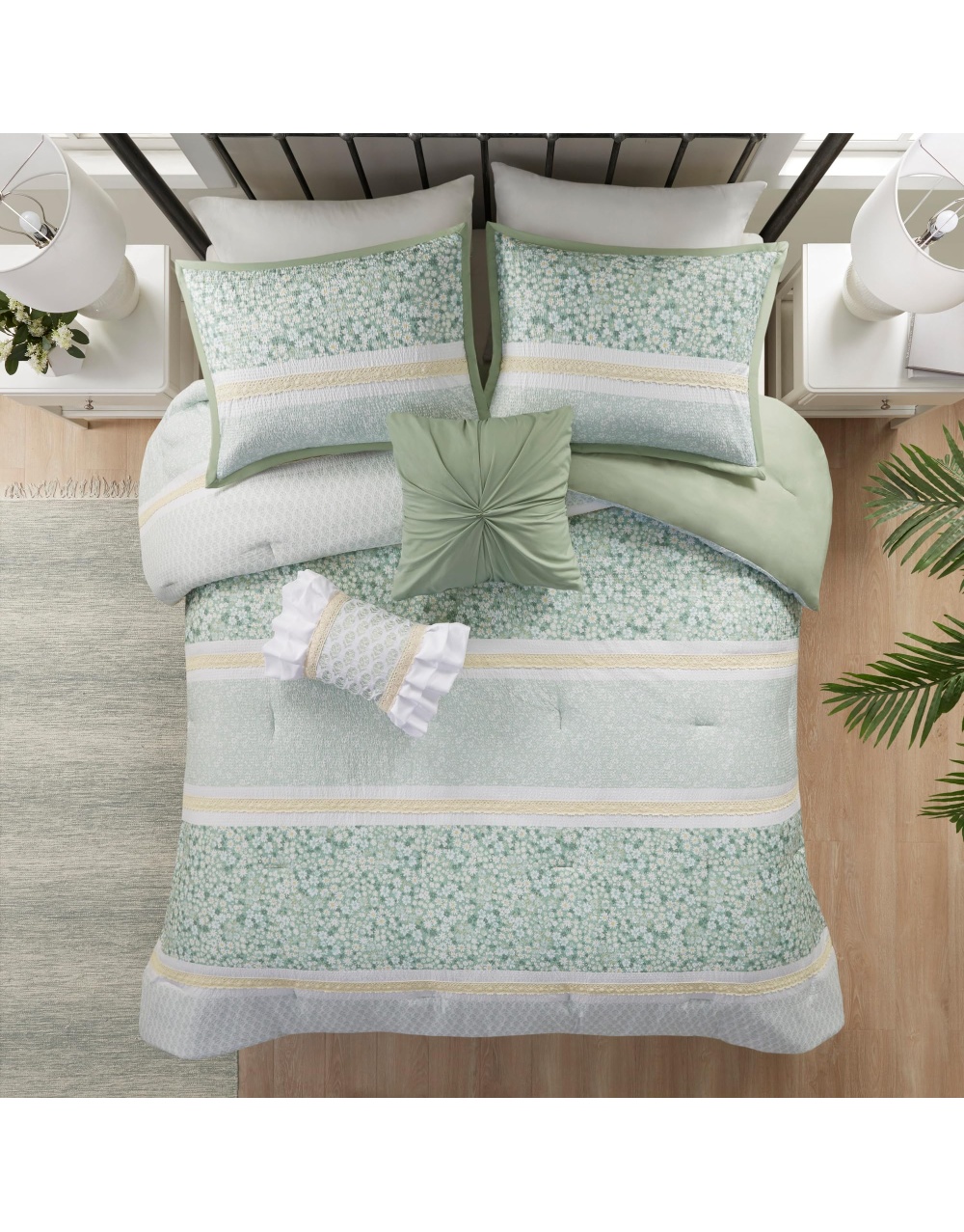 green-seersucker-floral-bedding-comforter-set-2