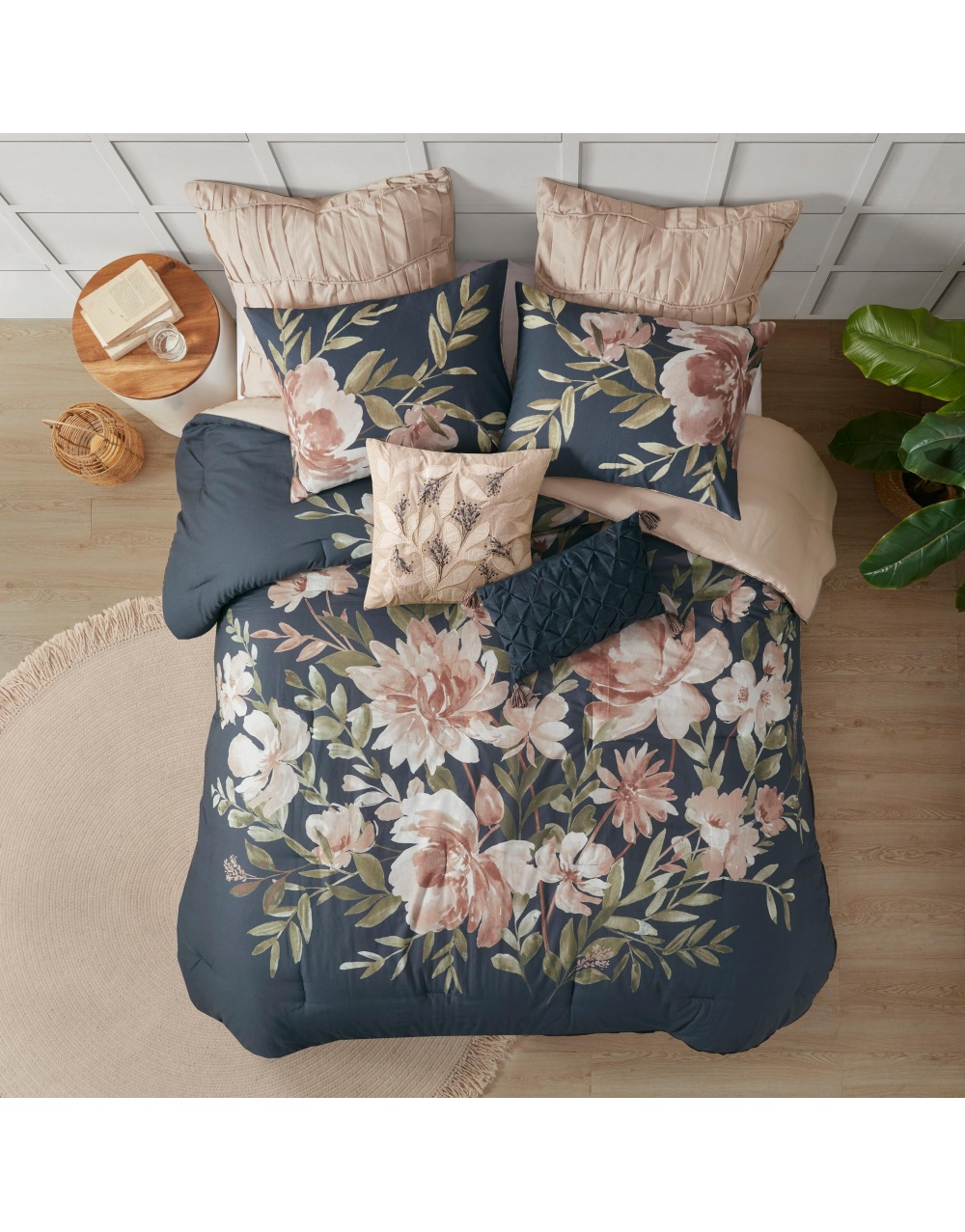 navy-blue-floral-8-piece-cotton-bedding-set-2