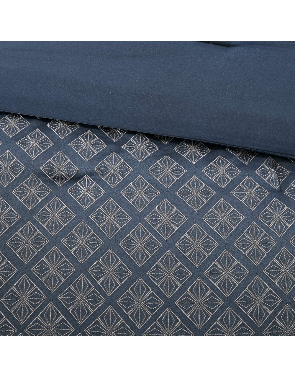 ombre-navy-blue-jacquard-bedding-set-5