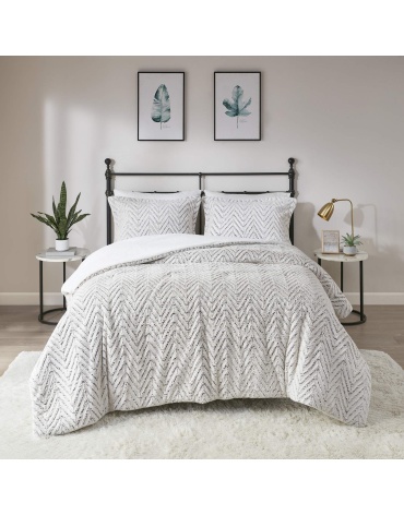 faux-fur-ivory-bedding-comforter-set-1